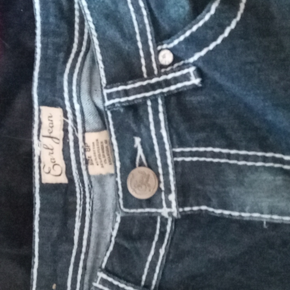 Dark blue jeans - Picture 2 of 5